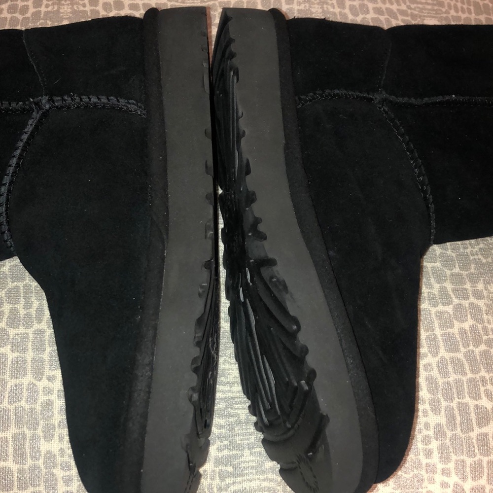 Ugg Constantine Shearling Boot - image 6